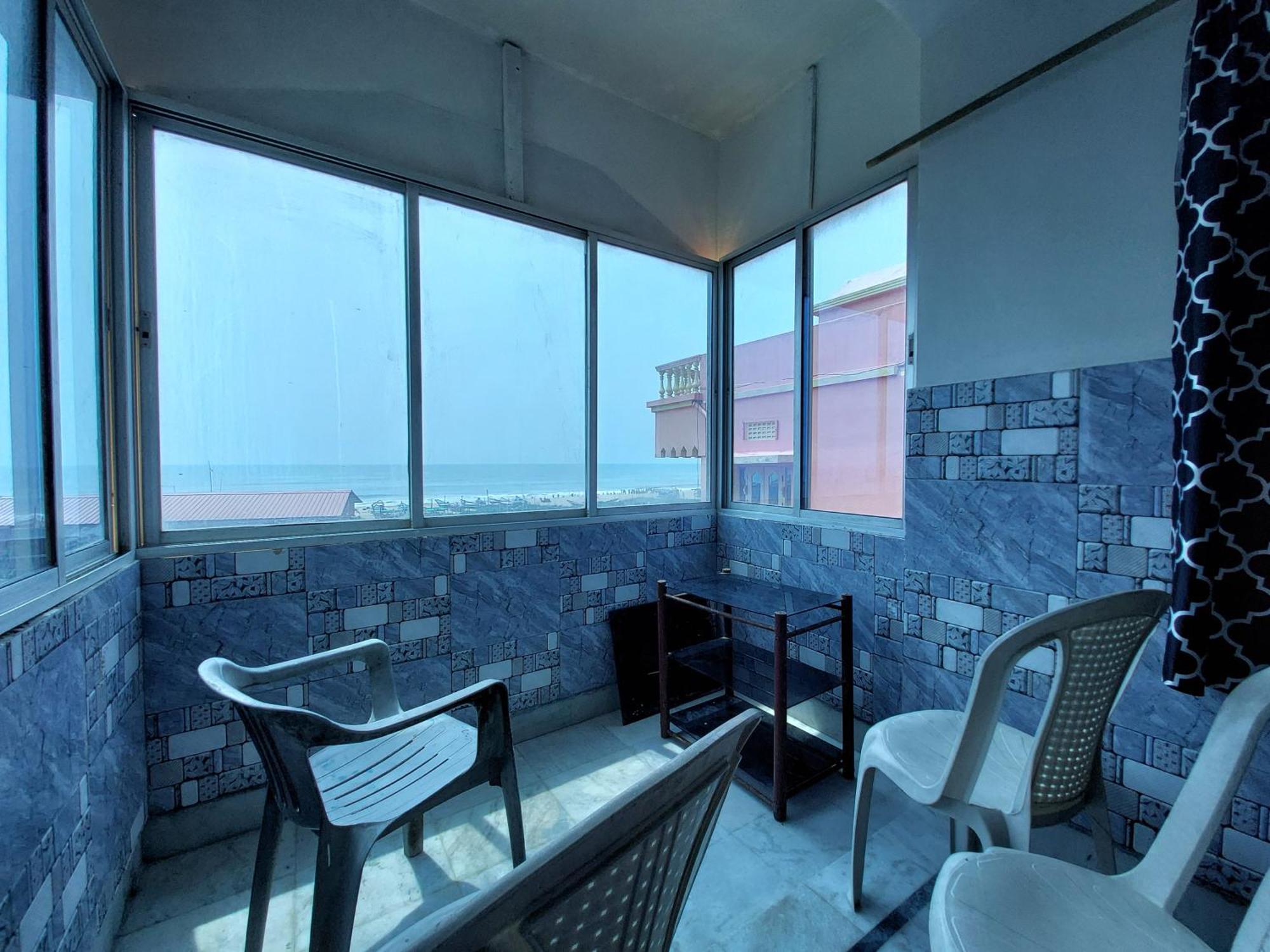 Nirman Beach Homestay 푸리 외부 사진