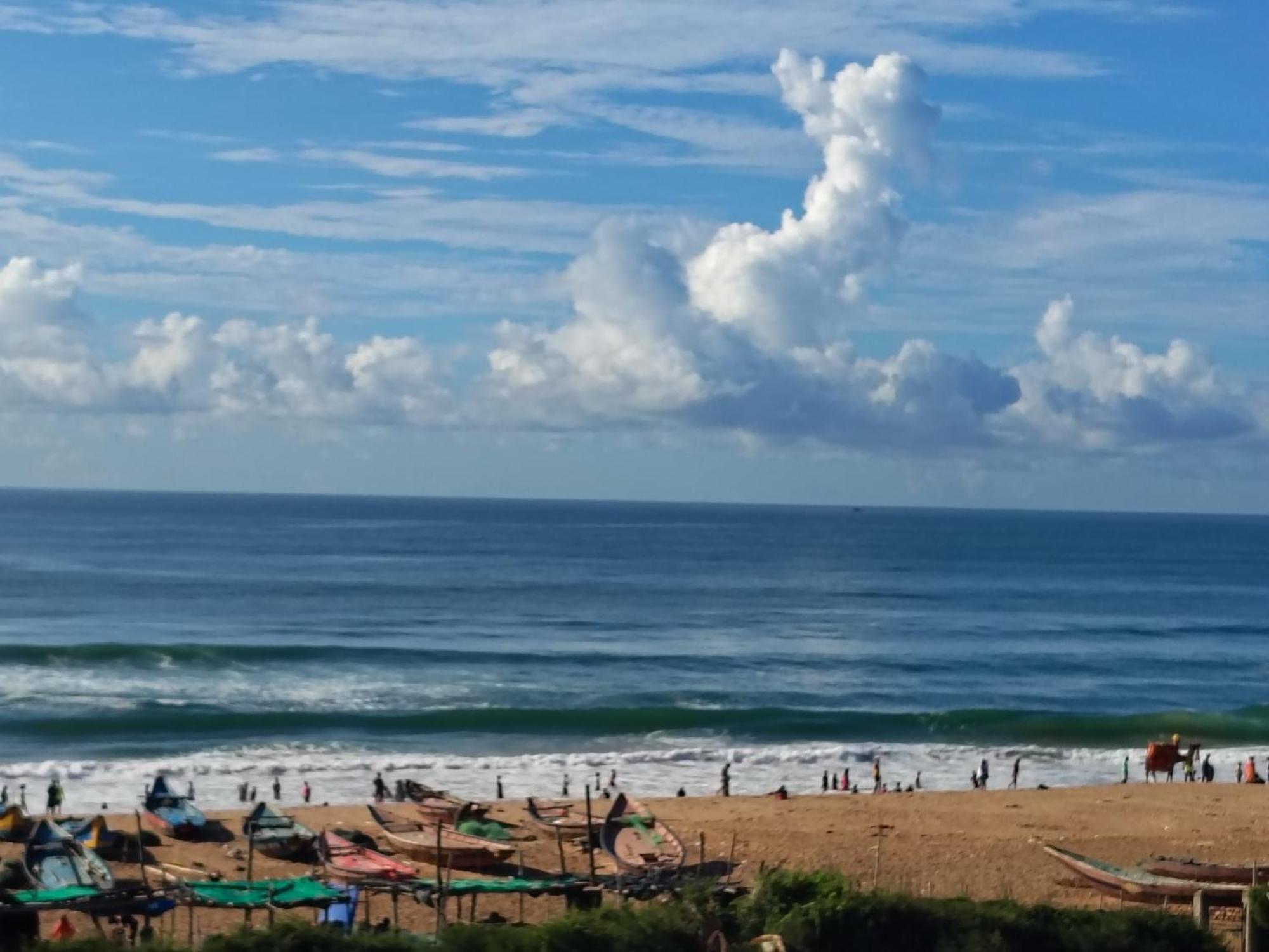 Nirman Beach Homestay 푸리 외부 사진