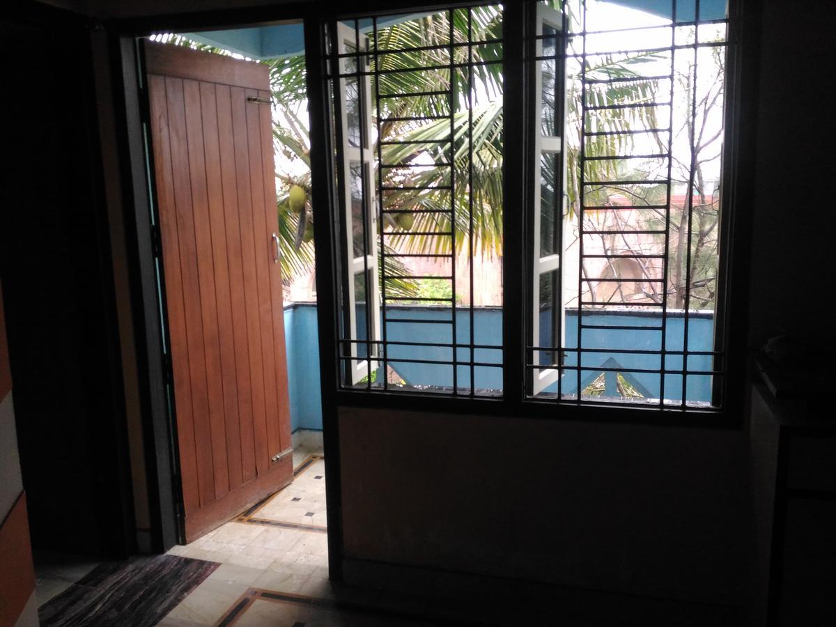 Nirman Beach Homestay 푸리 외부 사진