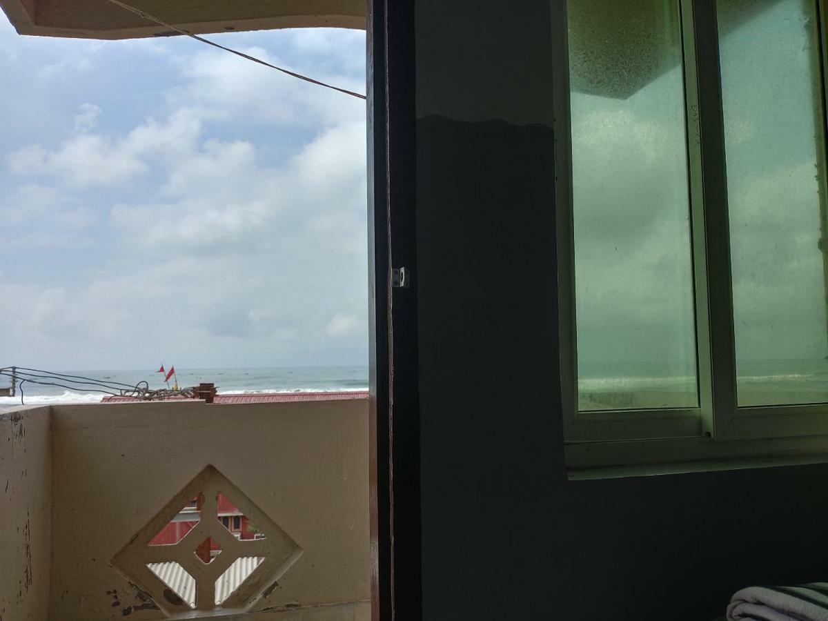 Nirman Beach Homestay 푸리 외부 사진